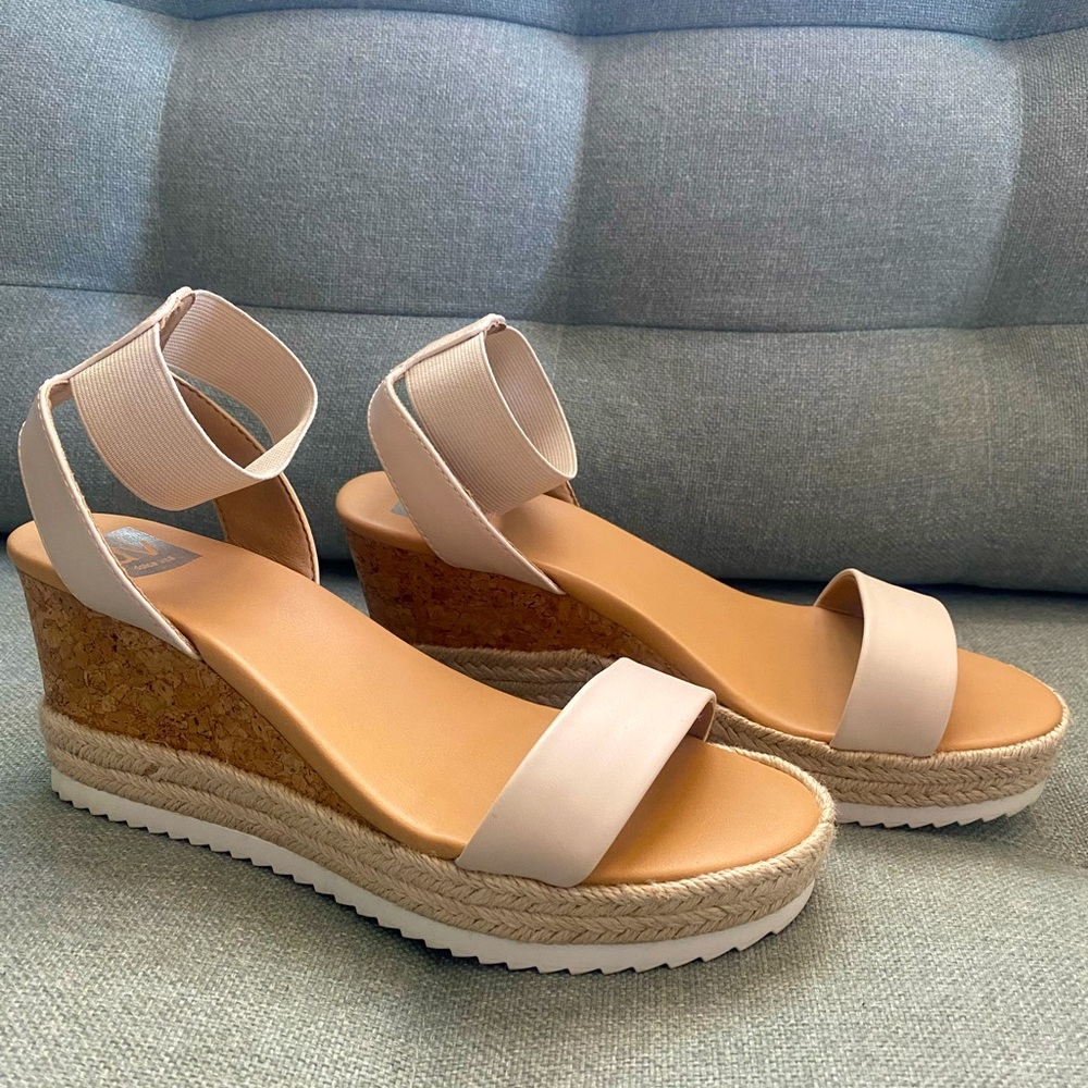 Women’s cork heeled Sandals - Women’s size 9